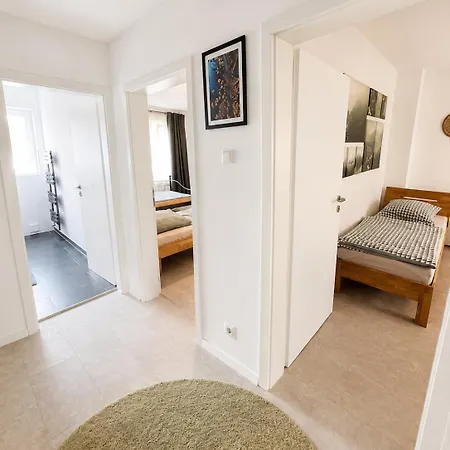 0,9 Km Zum Zentrum - Moderne In Apartamento Remscheid